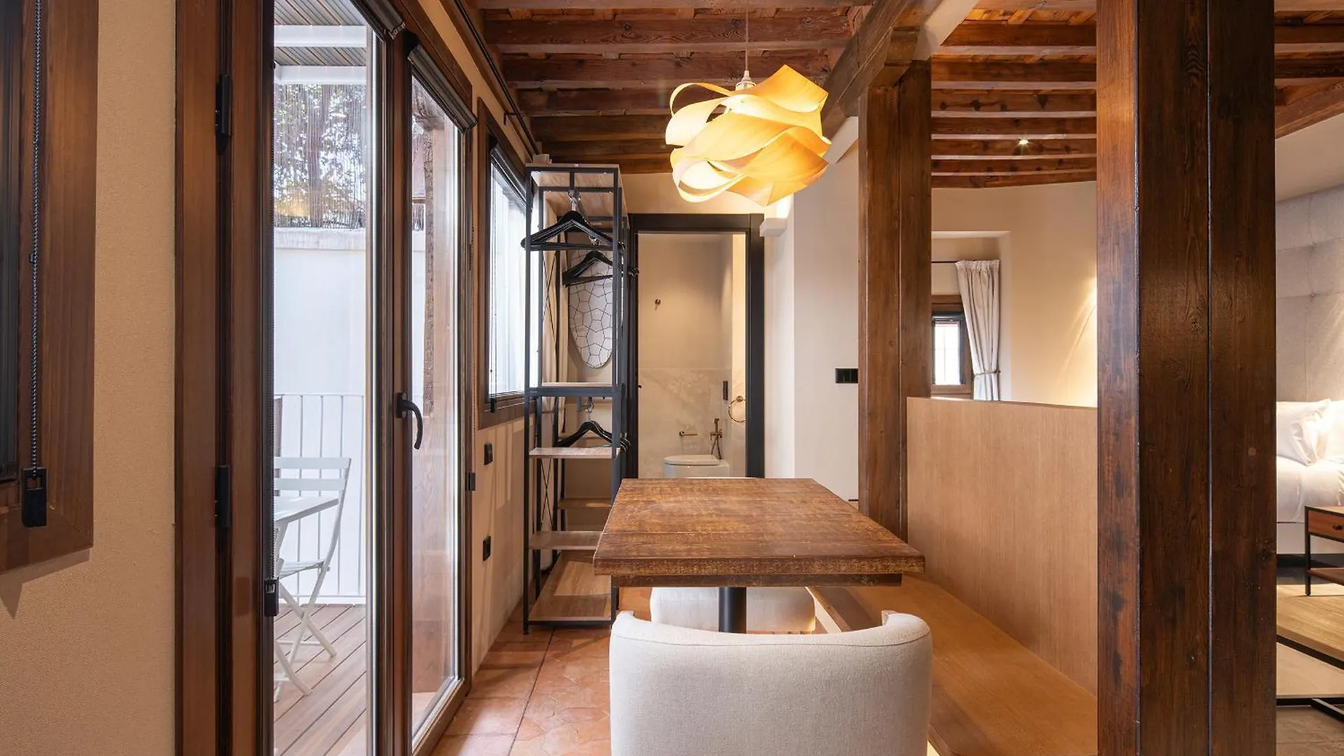 غرناطة Calm Suites Babole