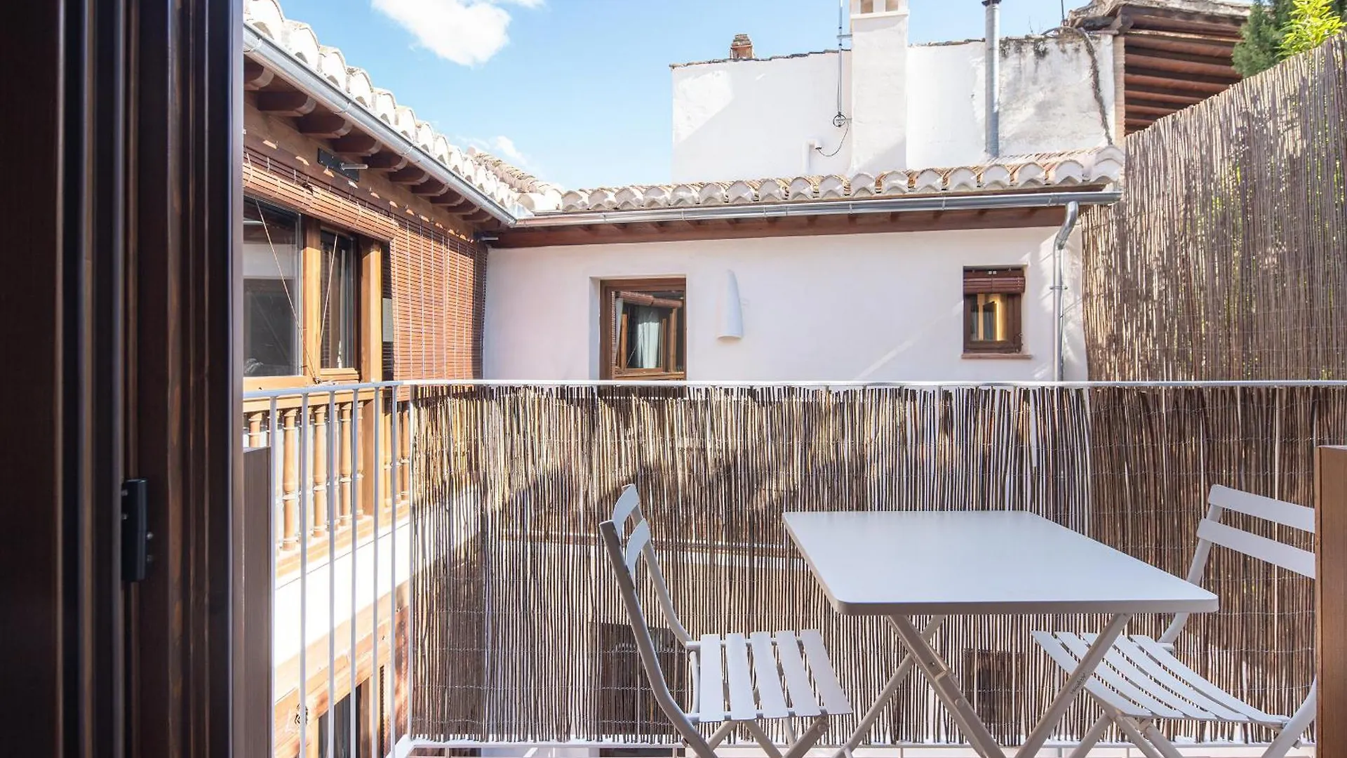 Calm Suites Babole Granada Aparthotel