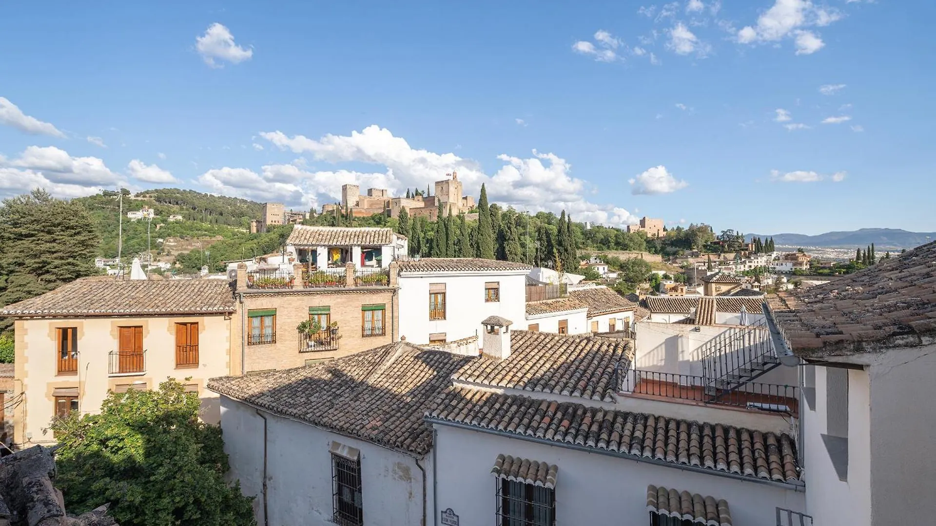 Calm Suites Babole Granada 0*,  Spain