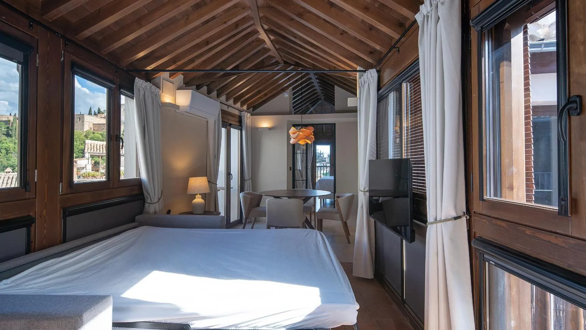 Aparthotel Calm Suites Babole Granada Spain