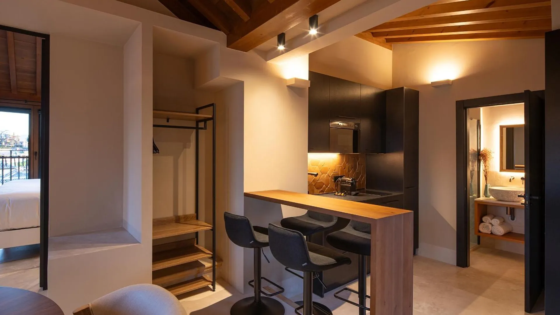 Calm Suites Babole Granada