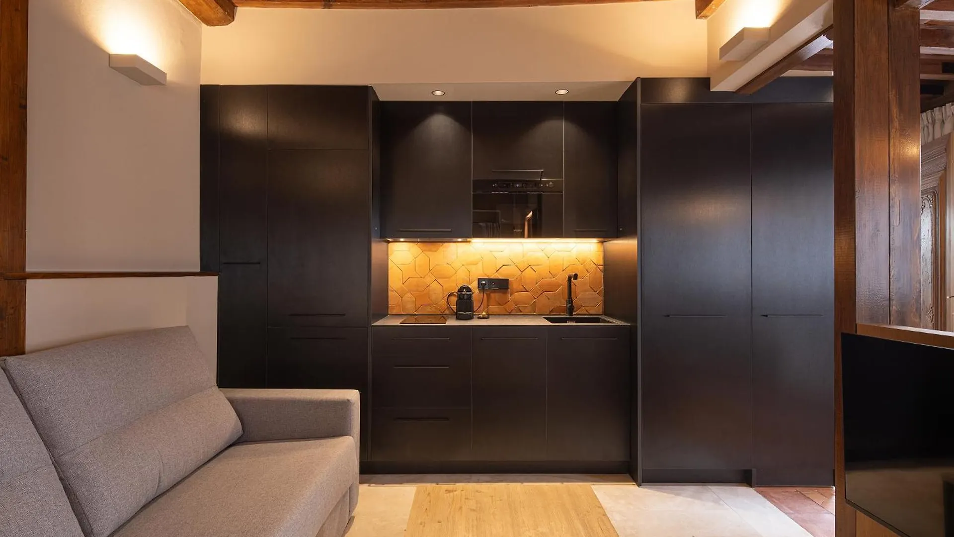 Calm Suites Babole Granada 0*,  Spain