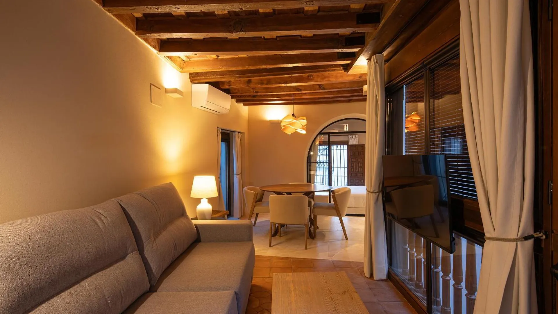 Aparthotel Calm Suites Babole Granada Spain