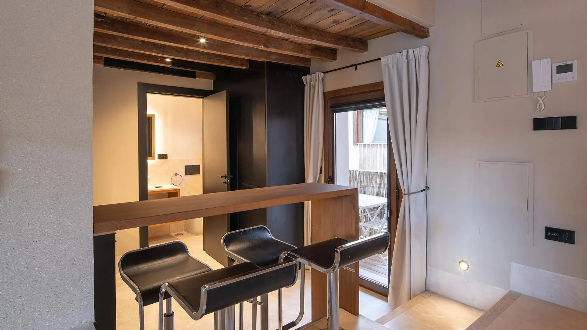Calm Suites Babole Granada Aparthotel