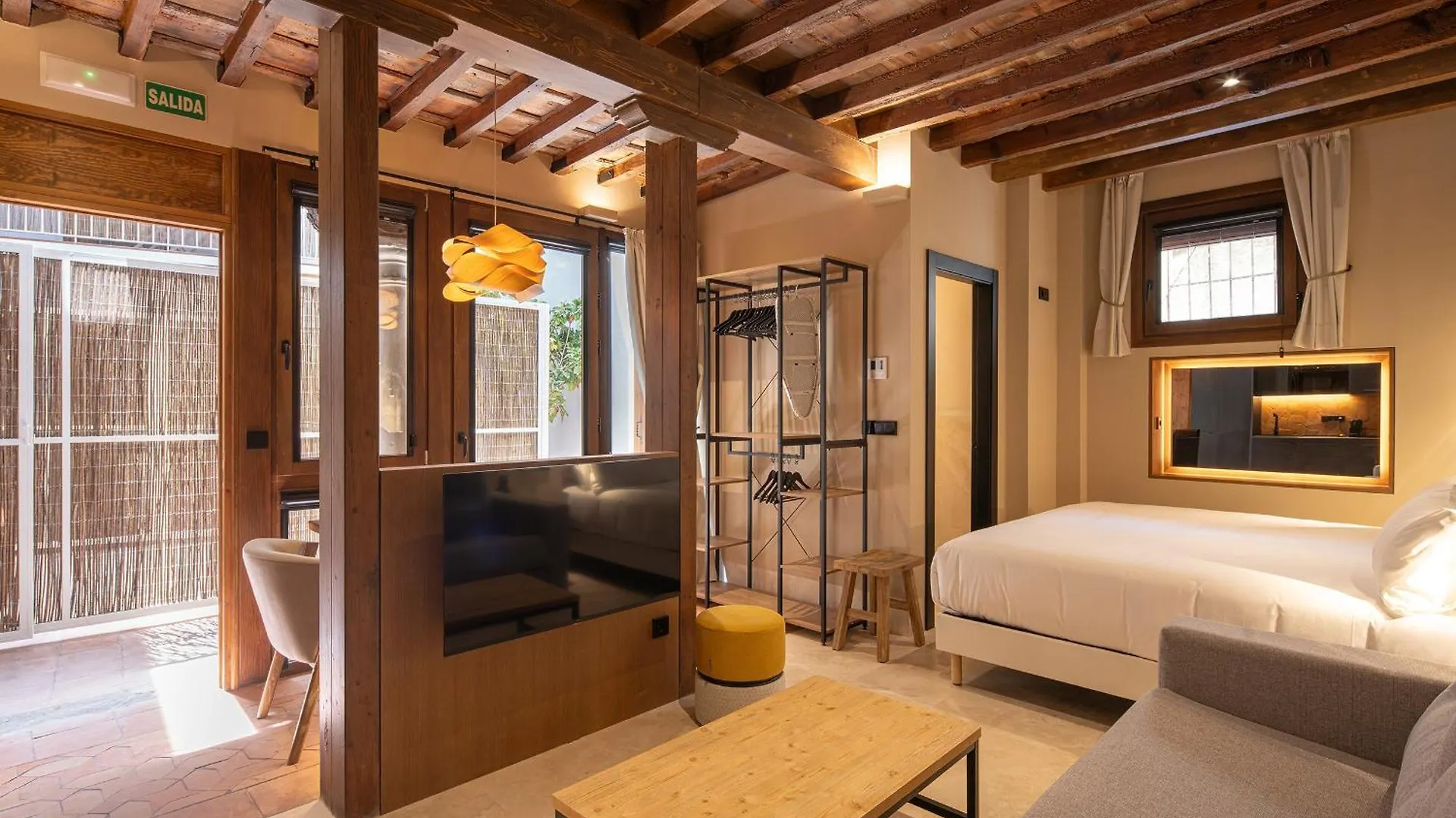 Calm Suites Babole Granada Aparthotel