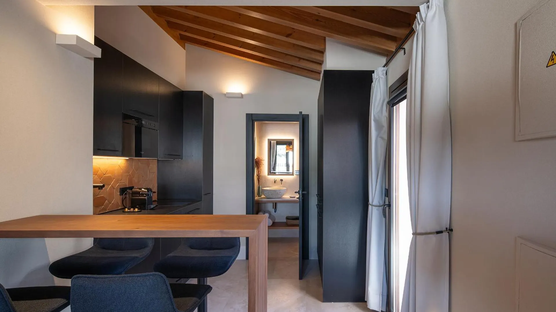 Calm Suites Babole Granada Aparthotel