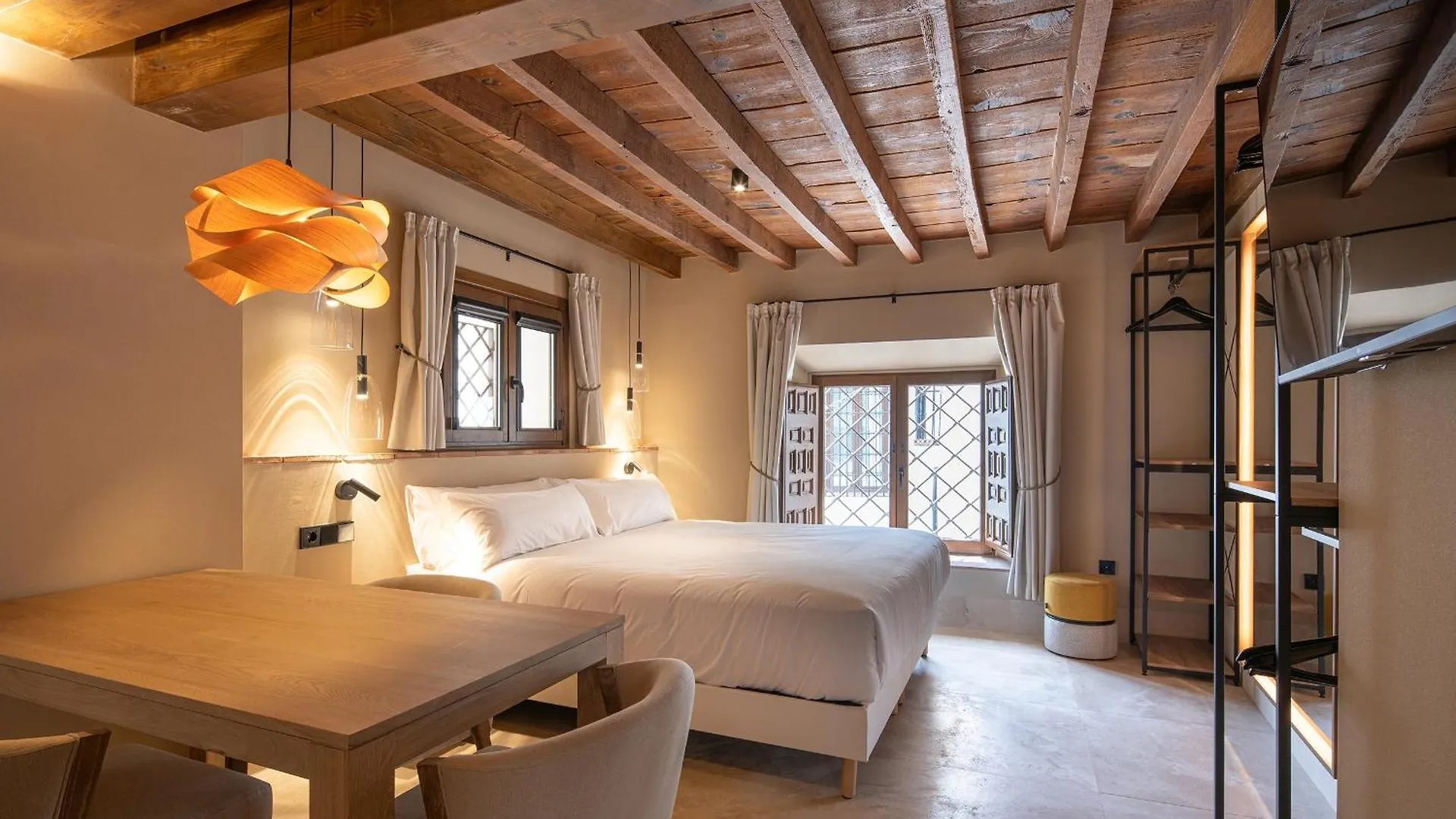 Calm Suites Babole Granada 0*,
